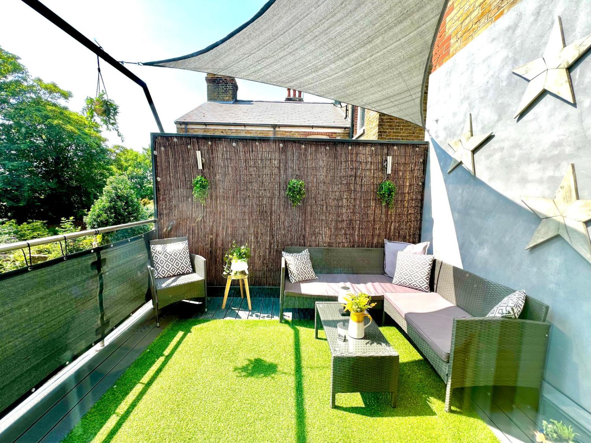 The Duplex Margate With Deck & Living Space Air Conditioning Ngoại thất bức ảnh