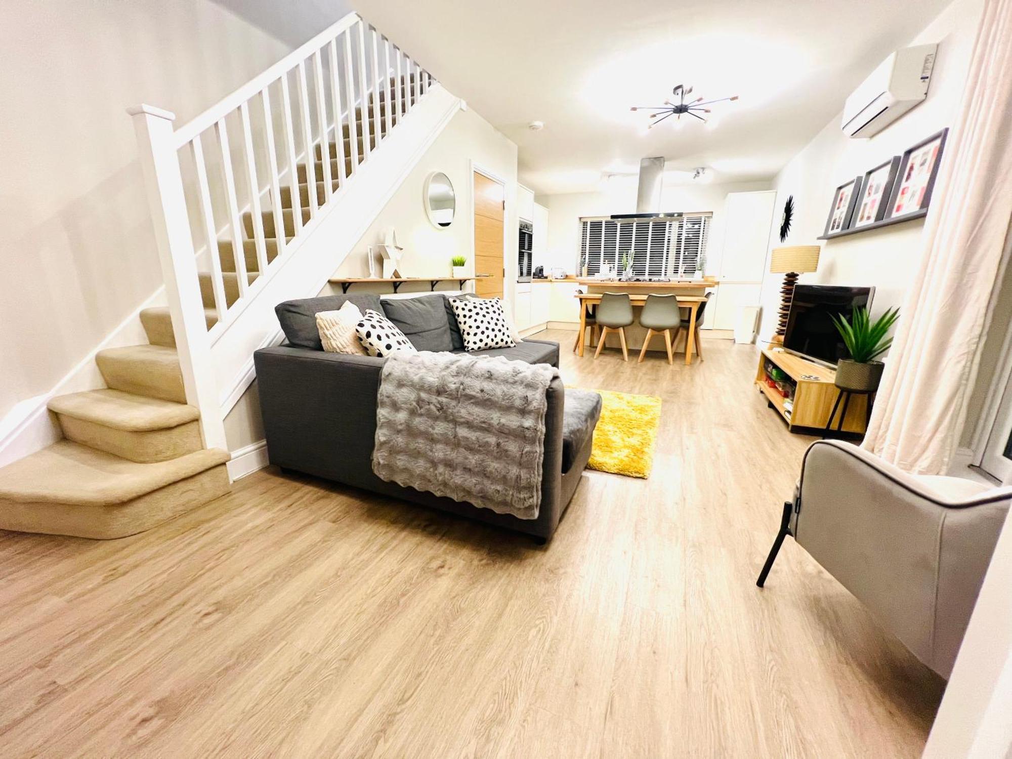 The Duplex Margate With Deck & Living Space Air Conditioning Ngoại thất bức ảnh